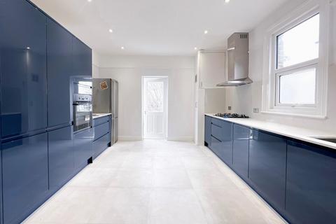 undefined, Queenswood Road, London, SE23