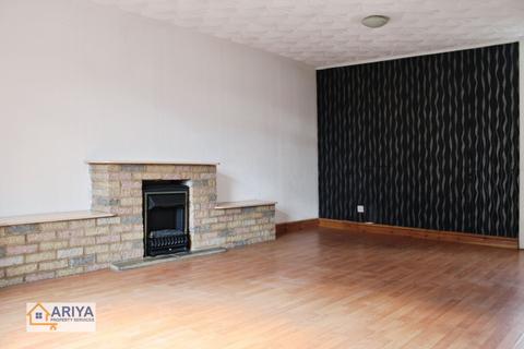3 bedroom end of terrace house for sale, Selkirk Road, Rushey Mead, Leicester LE4