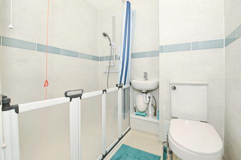 undefined, Lincoln Gate, Peterborough