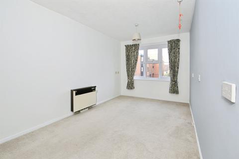 undefined, Lincoln Gate, Peterborough