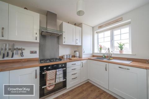 3 bedroom detached house for sale, College Drive, Harpur Hill, Buxton