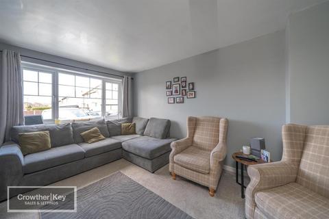 3 bedroom detached house for sale, College Drive, Harpur Hill, Buxton