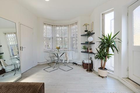 undefined, Werter Road, Putney, SW15