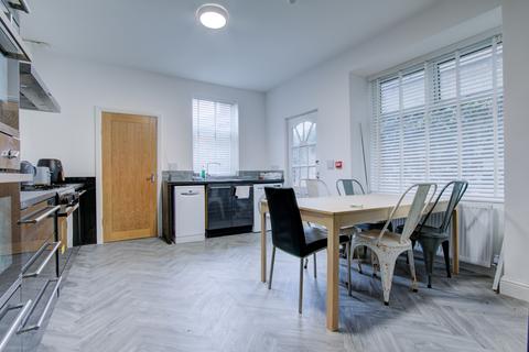undefined, St Johns, Wakefield, WF1