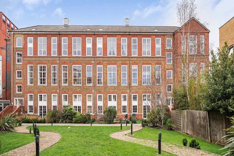 undefined, Enfield Road, London, N1
