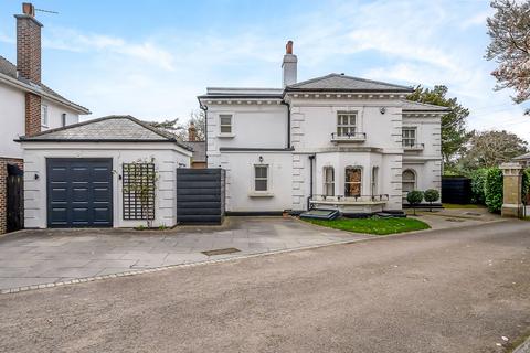 undefined, Ravenshill, Chislehurst BR7