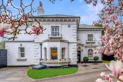 4 bedroom detached house for sale, Ravenshill, Chislehurst BR7