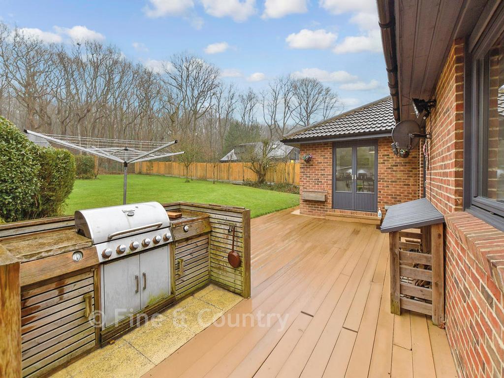 Patio / Decking