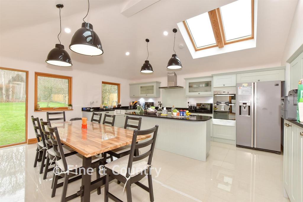 Kitchen/ Dining/Family Room