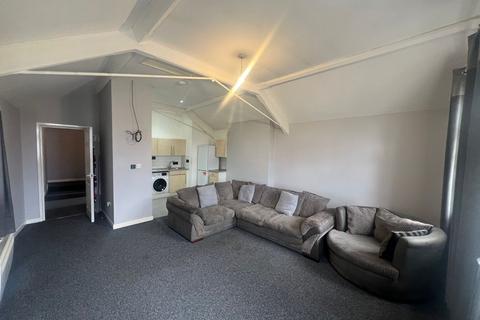 2 bedroom flat to rent, Lichfield Street, Walsall, West Midlands, WS4