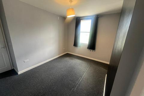 2 bedroom flat to rent, Lichfield Street, Walsall, West Midlands, WS4