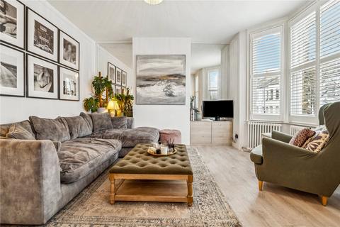 2 bedroom apartment for sale, Harbut Road, SW11