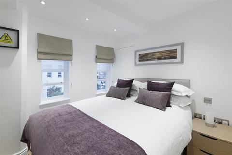 1 bedroom flat for sale, Nell Gwynn House, Sloane Avenue, SW3