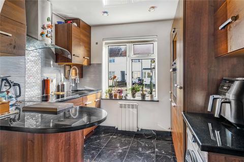 undefined, Warburton Road, Twickenham, TW2