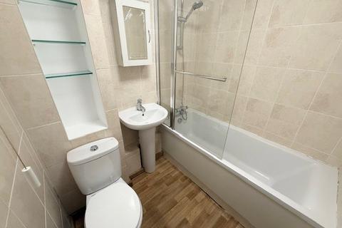 undefined, Craiglee Drive, Cardiff, CF10