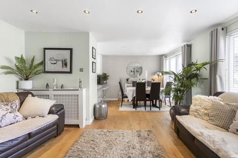 3 bedroom semi-detached house for sale, Allard Close, Cheshunt EN7