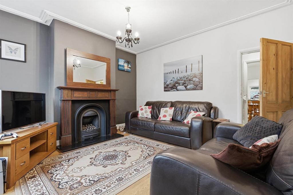 15 Cecil Road, Dronfield 04 297.jpg