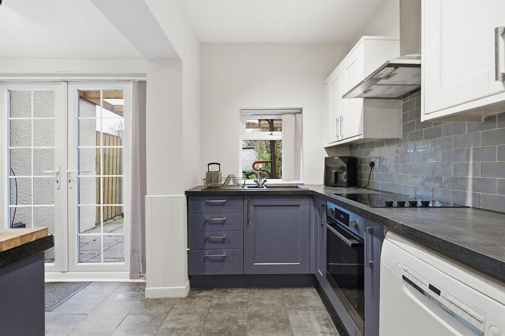 15 Cecil Road, Dronfield 08 297.jpg