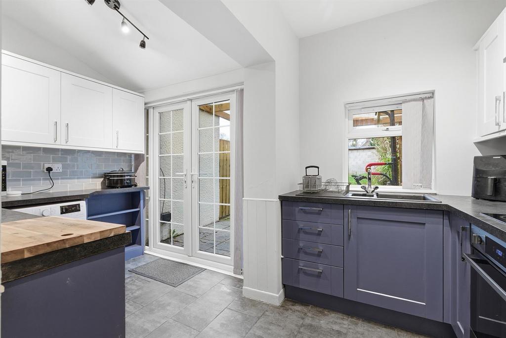 15 Cecil Road, Dronfield 10 297.jpg