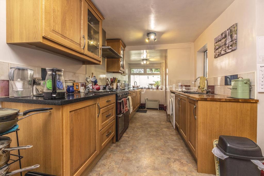 Kitchen d