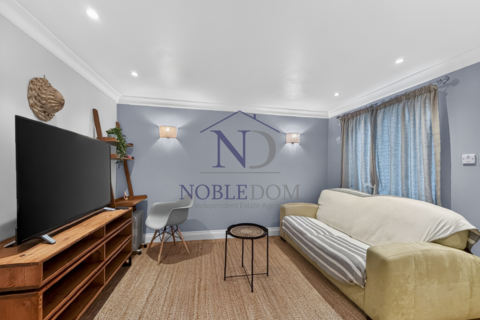 undefined, Crestwood Way, Hounslow, TW4