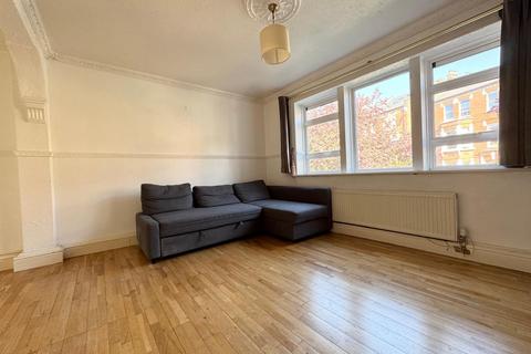 2 bedroom flat to rent, Estelle Road, Belsize Park, NW3