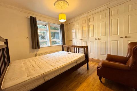 2 bedroom flat to rent, Estelle Road, Belsize Park, NW3