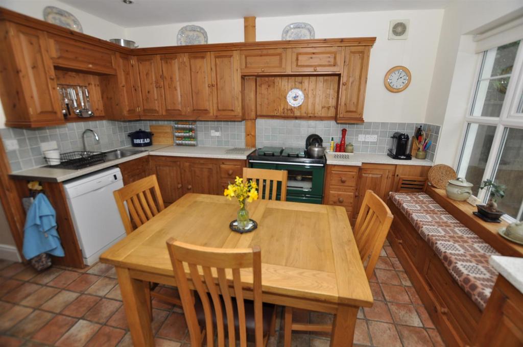 Open plan Kitchen, Dining and Family Room