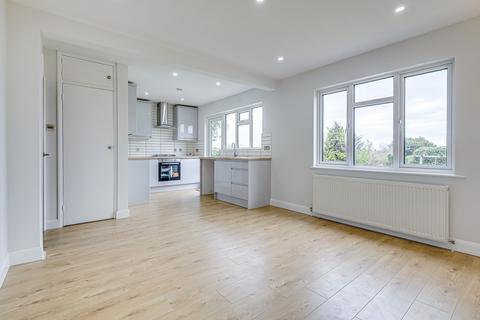 3 bedroom semi-detached bungalow for sale, Bridgwater Drive, Westcliff-on-sea, SS0