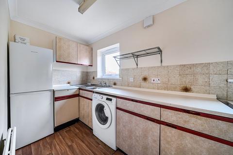 2 bedroom flat for sale, Needlemakers, City Chase Needlemakers, PO19