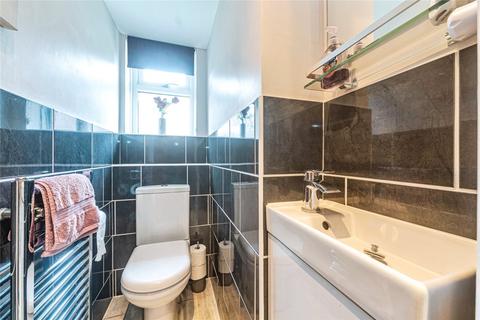 undefined, Balmoral Way, Basingstoke, Hampshire, RG22