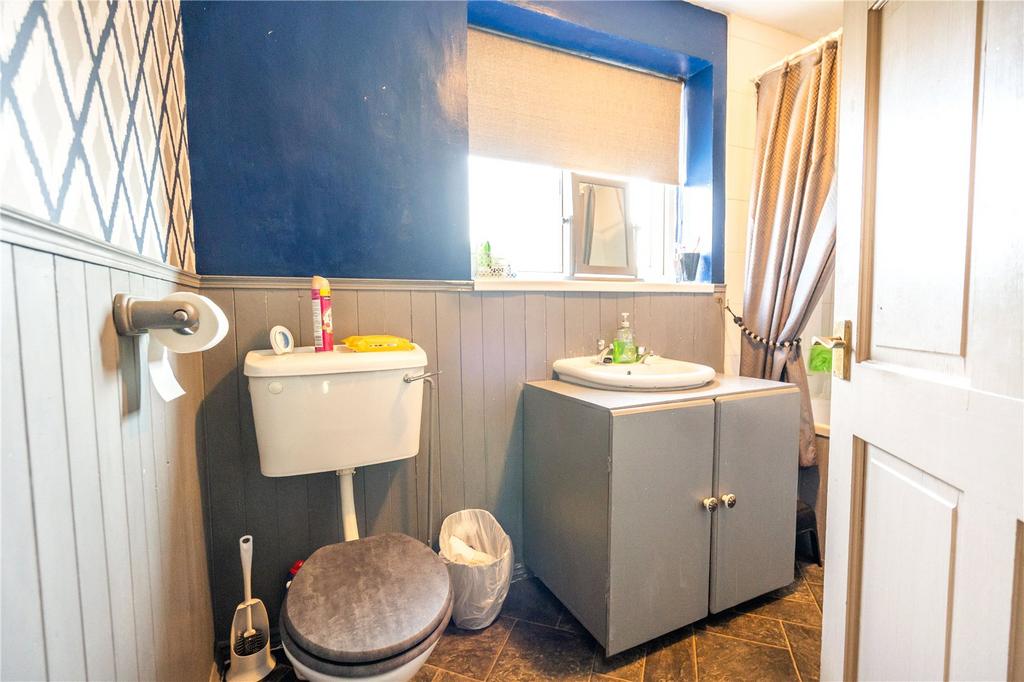 Bathroom (2)