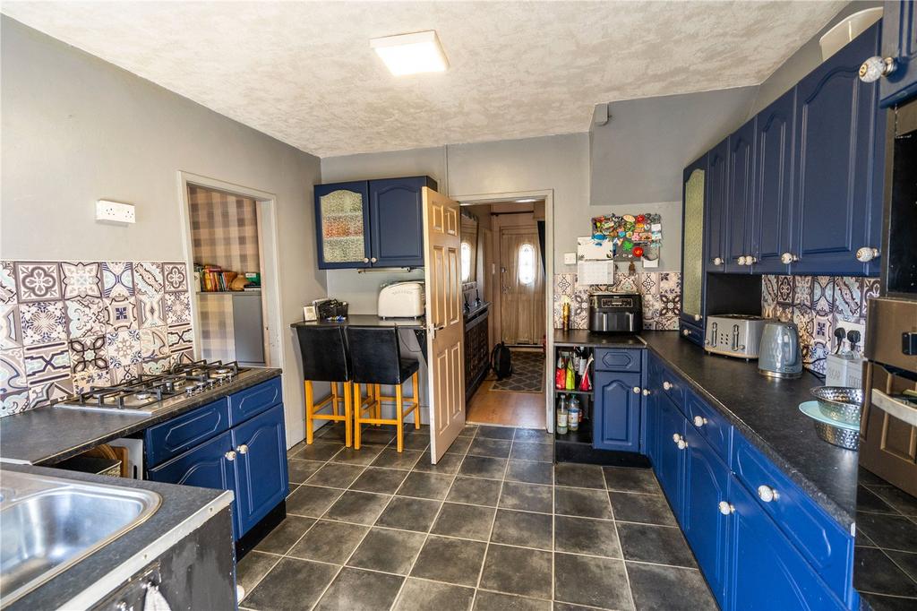 Kitchen 2