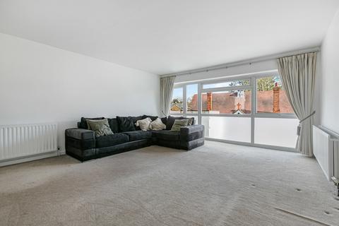 3 bedroom end of terrace house for sale, Brooklands Terrace, Green Street, Sunbury-on-Thames, Surrey, TW16