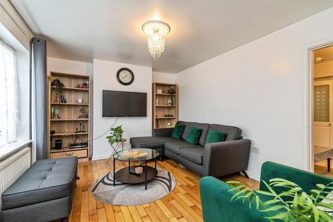 4 bedroom semi-detached house for sale, Broxtowe Lane, Nottingham