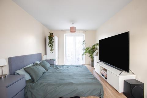 3 bedroom semi-detached house for sale, Torkildsen Way, Harlow CM20