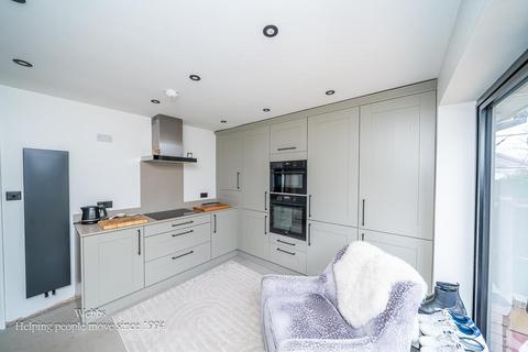 3 bedroom detached bungalow for sale, Carnoustie Close, Walsall WS3