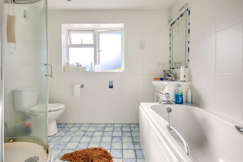 4 bedroom detached house for sale, Christopher Road, East Grinstead, RH19