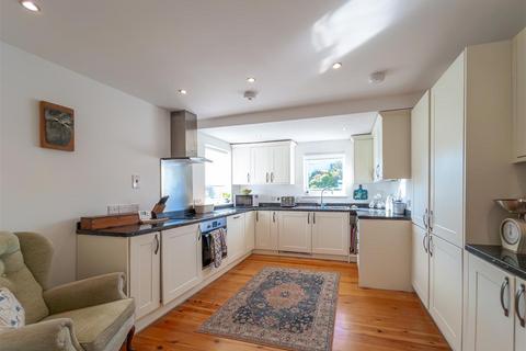 undefined, Meaver Road, Mullion TR12