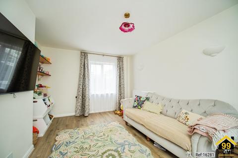 undefined, Sandy Lane, Hook, United Kingdom, RG27