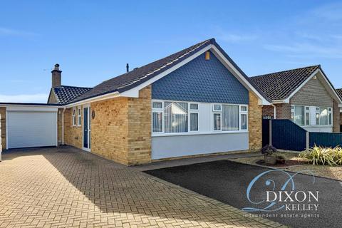 2 bedroom bungalow for sale - Pennington Road, West Moors, Ferndown, Dorset, BH22