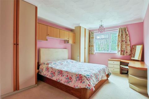 2 bedroom flat for sale, West Cliff Road, West Cliff, Bournemouth, Dorset, BH4