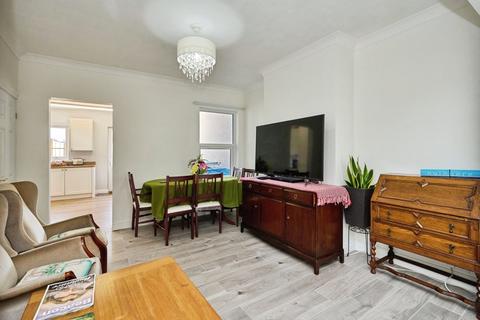 3 bedroom terraced house for sale, Avenue Road, Sandown PO36