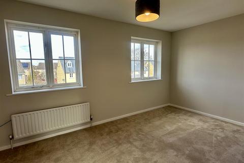 3 bedroom terraced house for sale, Alexander Road, Malmesbury
