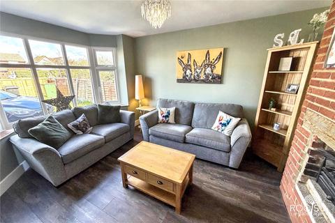 5 bedroom detached house for sale, Bath Road, Berkshire RG18
