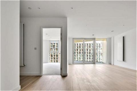 2 bedroom apartment to rent, Carrick House, Royal Wharf, E16