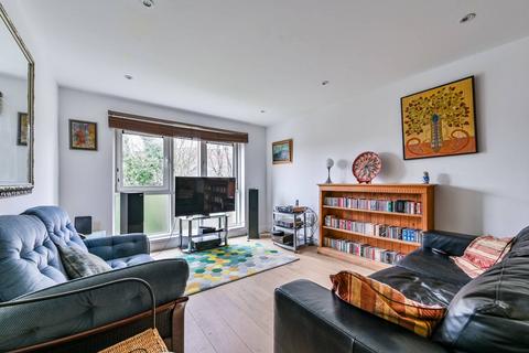 2 bedroom flat for sale, Caledonian Road, Hillmarton Conservation Area, London, N7