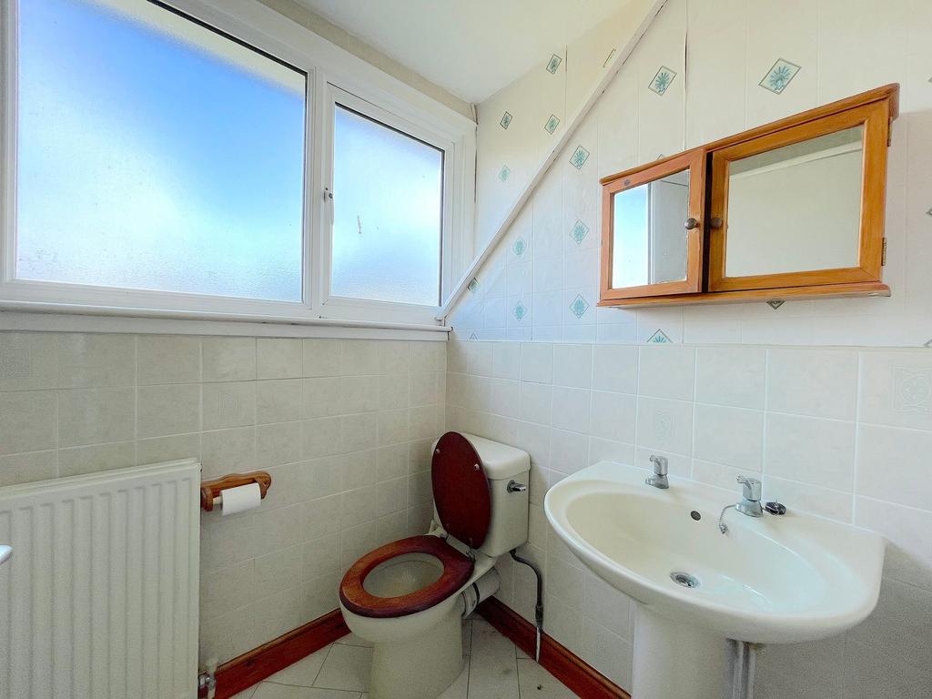 Shower Room (2)