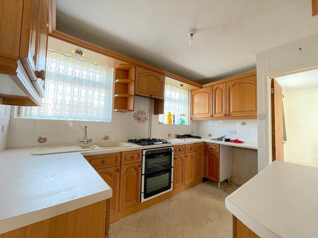Kitchen (2)