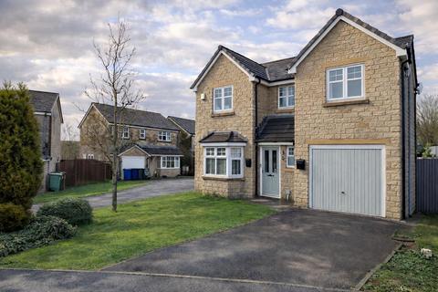 4 bedroom detached house for sale - Siskin Avenue, Lancashire OL13